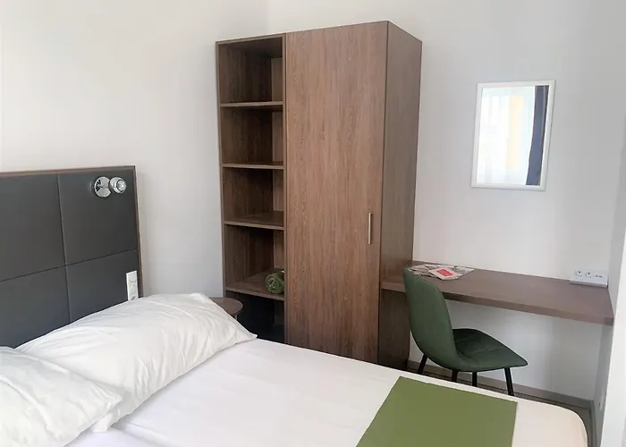 Philip Self Check-in 3* Βιέννη