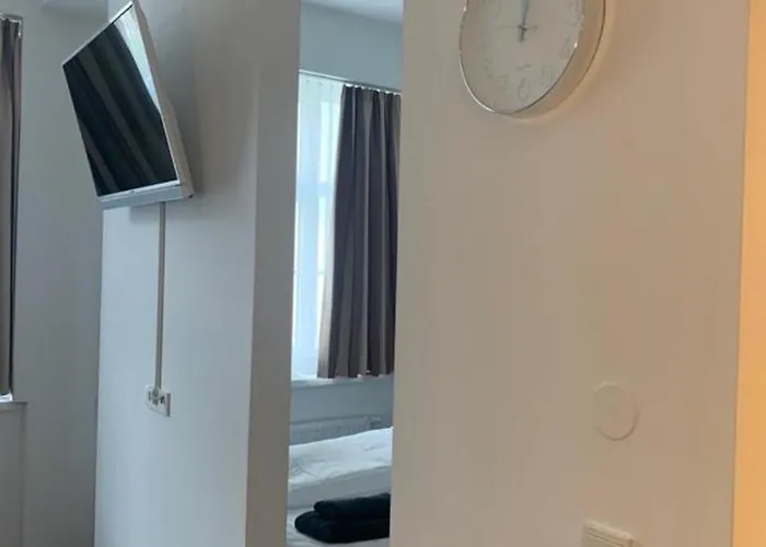 Ξενοδοχείο με διαμερίσματα Philip Self Check-in 3*